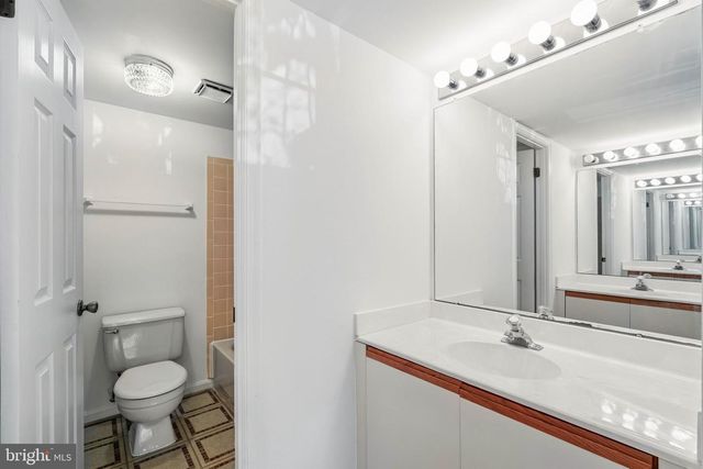8541 HAWK RUN TER, Montgomery Village, MD 20886
