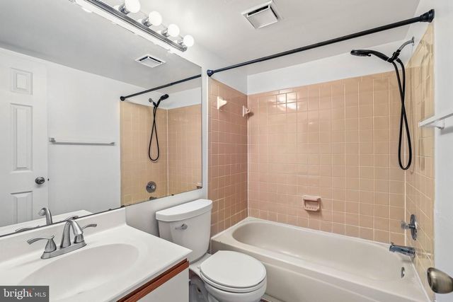 8541 HAWK RUN TER, Montgomery Village, MD 20886