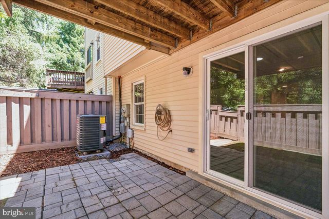 8541 HAWK RUN TER, Montgomery Village, MD 20886