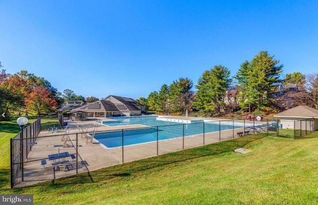 8541 HAWK RUN TER, Montgomery Village, MD 20886