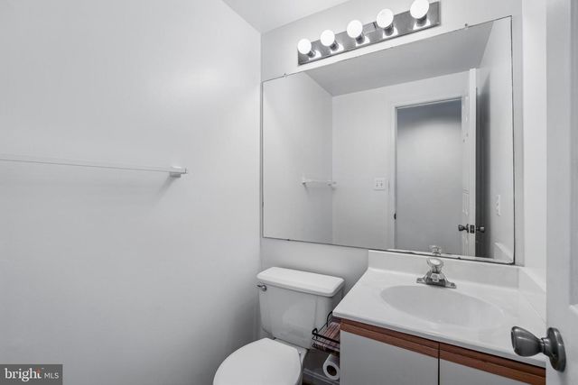8541 HAWK RUN TER, Montgomery Village, MD 20886