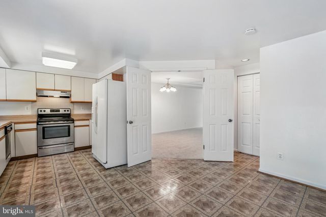 8541 HAWK RUN TER, Montgomery Village, MD 20886