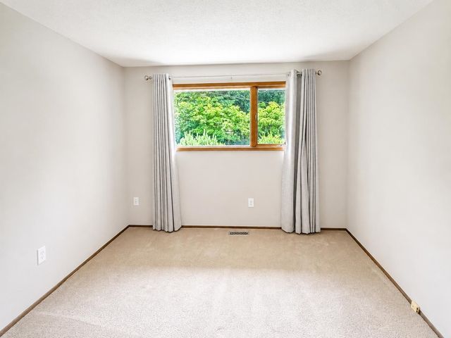 2642 E 38TH Ave, Spokane, WA 99223