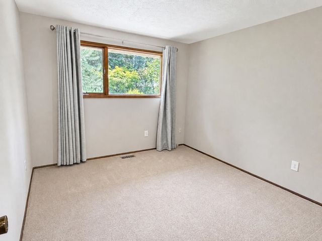 2642 E 38TH Ave, Spokane, WA 99223