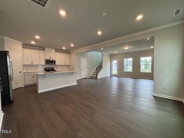 525 Hanover Shore Lane, Raleigh, NC 27610