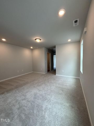 525 Hanover Shore Lane, Raleigh, NC 27610