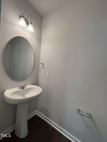 525 Hanover Shore Lane, Raleigh, NC 27610