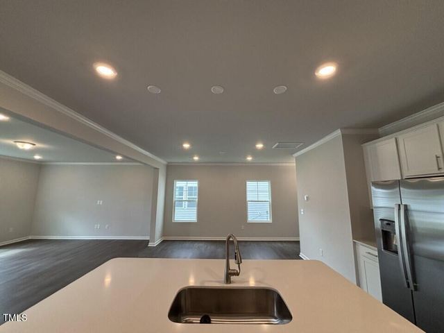 525 Hanover Shore Lane, Raleigh, NC 27610