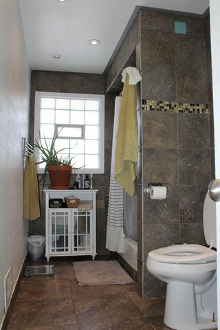 21912 Gailine Avenue, Sauk Village, IL 60411