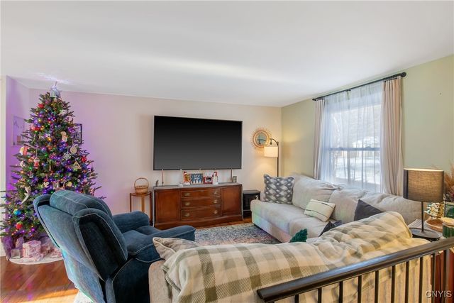 117 Finwood Drive, Van Buren, NY 13027