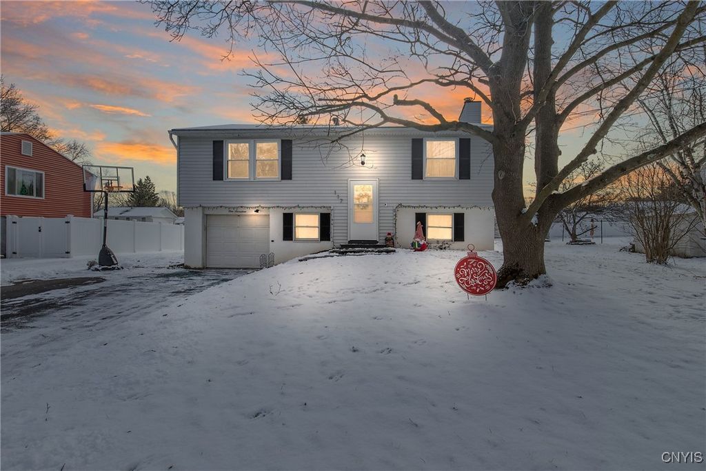 117 Finwood Drive, Van Buren, NY 13027