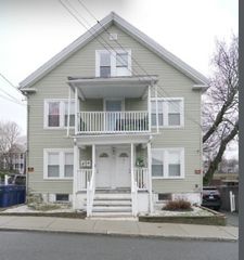 11 Ropes St 2, Salem, MA 01970