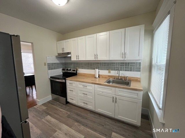 1946 Chapel Street 2nd Floor, New Haven, CT 06515