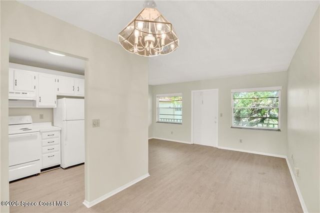 16 Vista Palm Lane 204, Vero Beach, FL 32962