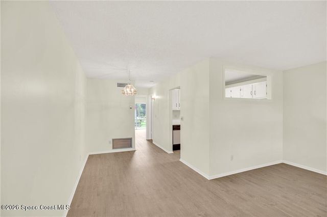 16 Vista Palm Lane 204, Vero Beach, FL 32962