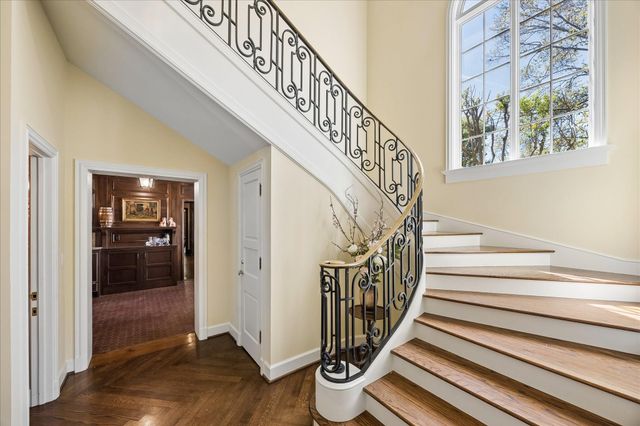 3467 Ella Lee Lane, Houston, TX 77027