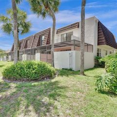 9120 Taft St, Pembroke Pines, FL 33024