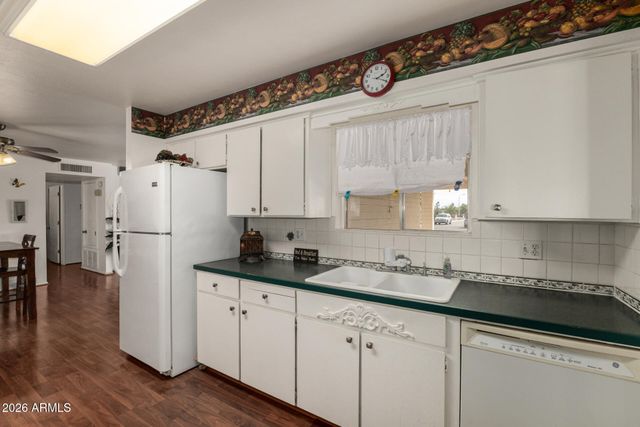 6522 E ADOBE Road, Mesa, AZ 85205