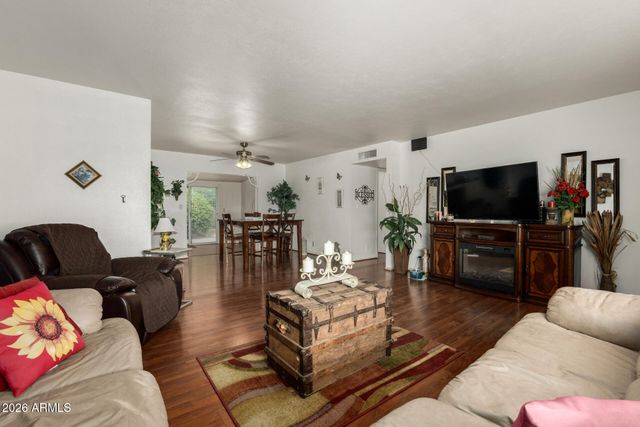 6522 E ADOBE Road, Mesa, AZ 85205