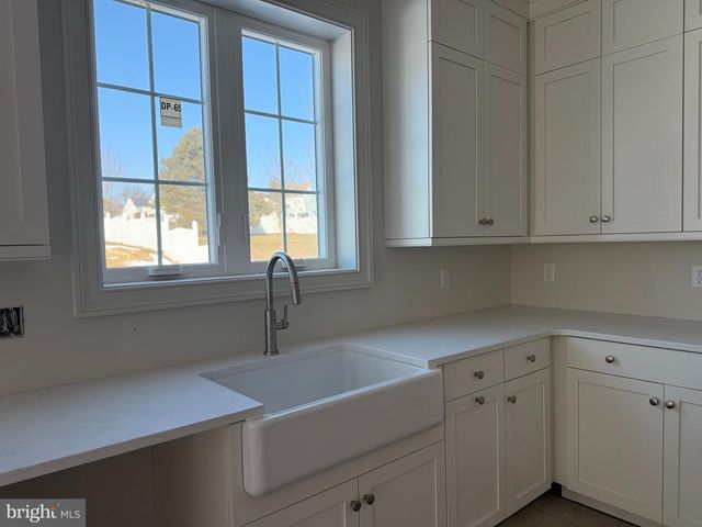 253 BEAUMONT DR, Oxford, PA 19363