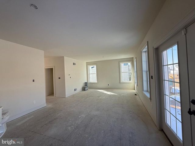 253 BEAUMONT DR, Oxford, PA 19363