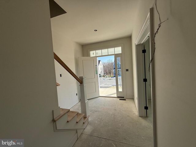 253 BEAUMONT DR, Oxford, PA 19363