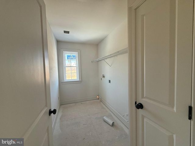 253 BEAUMONT DR, Oxford, PA 19363