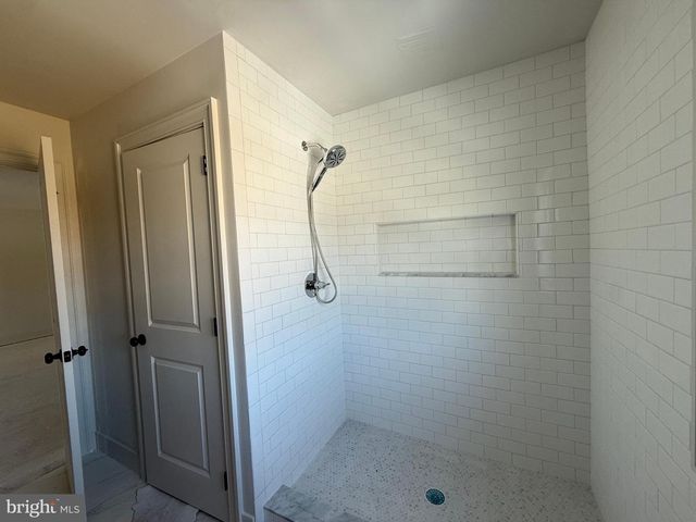 253 BEAUMONT DR, Oxford, PA 19363