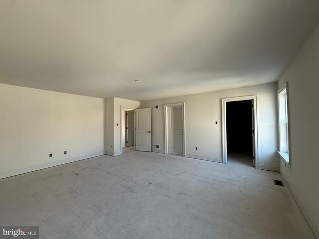 253 BEAUMONT DR, Oxford, PA 19363