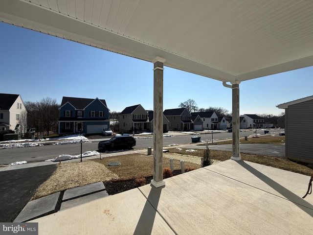 253 BEAUMONT DR, Oxford, PA 19363