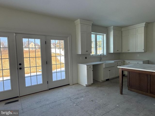 253 BEAUMONT DR, Oxford, PA 19363