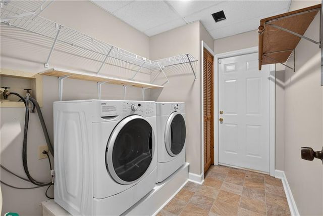 5147 Dekalb Way, Stone Mountain, GA 30087