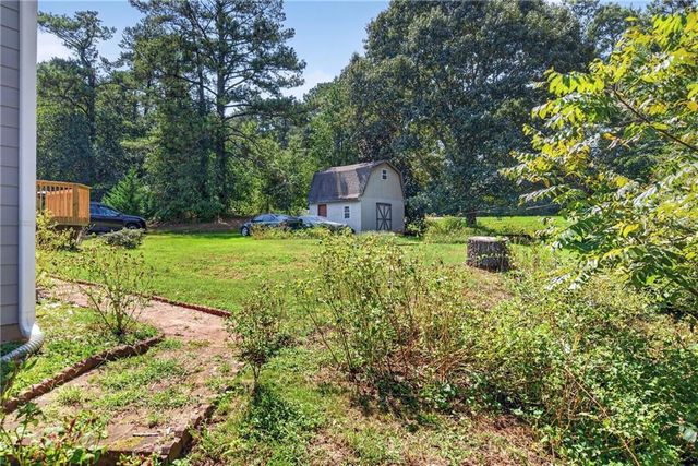 5147 Dekalb Way, Stone Mountain, GA 30087
