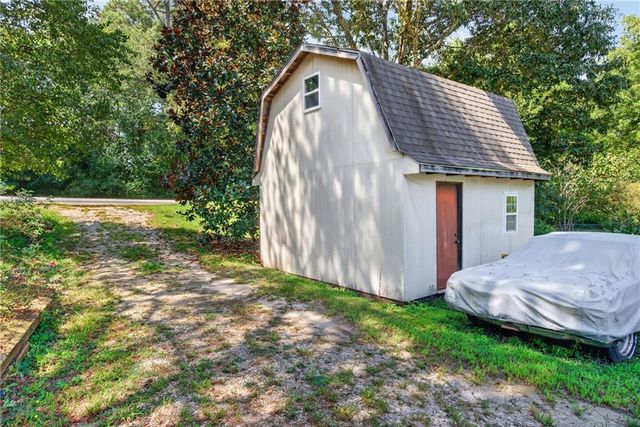 5147 Dekalb Way, Stone Mountain, GA 30087