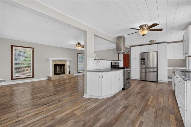 5147 Dekalb Way, Stone Mountain, GA 30087