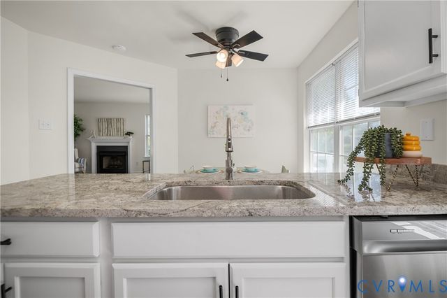 401 Seven Pines Ct, Sandston, VA 23150