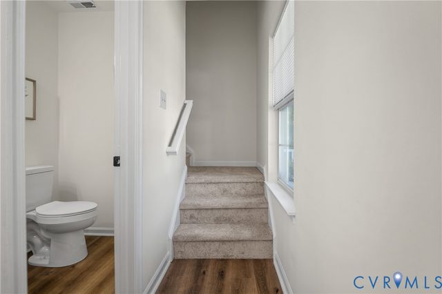 401 Seven Pines Ct, Sandston, VA 23150