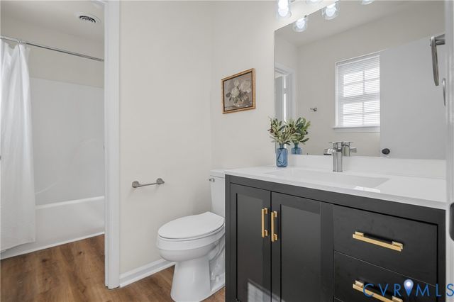 401 Seven Pines Ct, Sandston, VA 23150