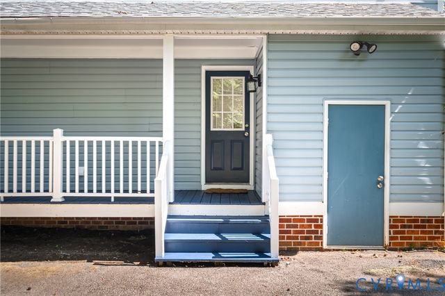 401 Seven Pines Ct, Sandston, VA 23150