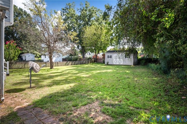 401 Seven Pines Ct, Sandston, VA 23150