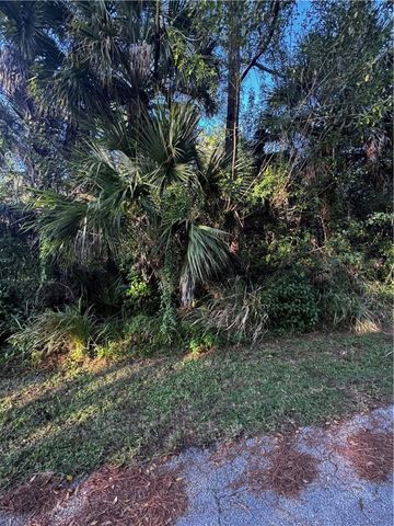 8104 Hibiscus Road, Fort Pierce, FL 34951