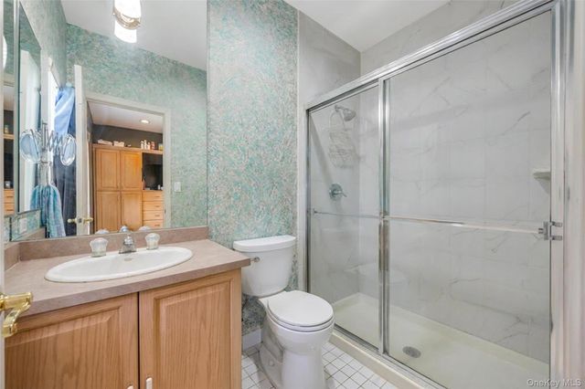 157 Windwatch Drive, Hauppauge, NY 11788