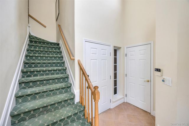 157 Windwatch Drive, Hauppauge, NY 11788