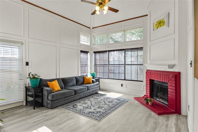 2123 Daniel Way, Carrollton, TX 75006