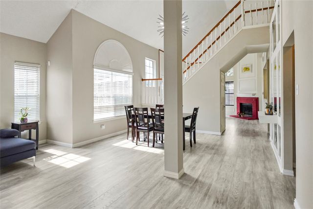 2123 Daniel Way, Carrollton, TX 75006