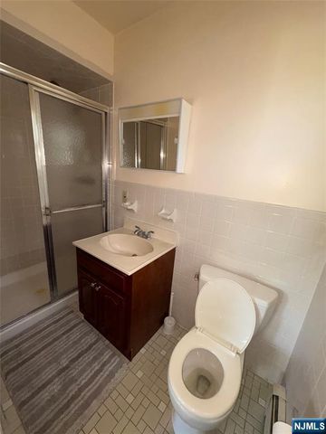 153 Berger Street, Wood Ridge, NJ 07075