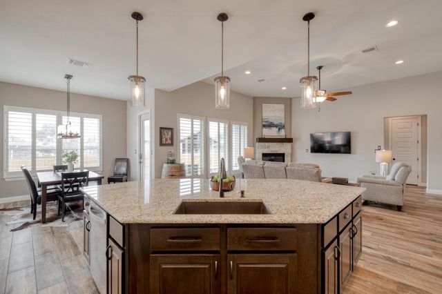 3836 Kyler Glen RD, Round Rock, TX 78681