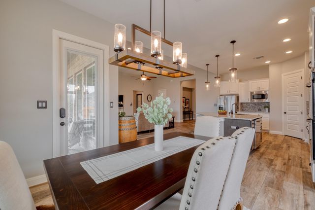 3836 Kyler Glen RD, Round Rock, TX 78681