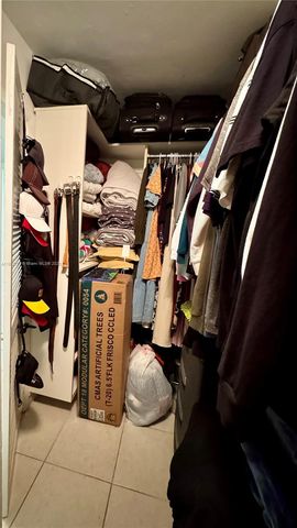 16518 NE 26th Ave 304, North Miami Beach, FL 33160