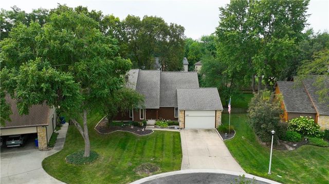 11447 Craig Street, Overland Park, KS 66210